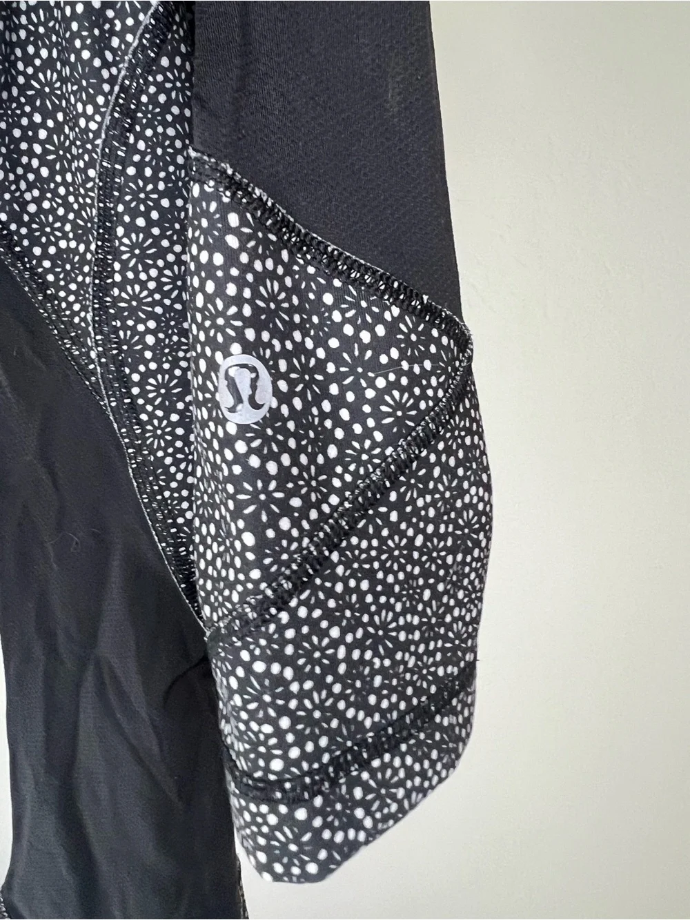 Lululemon Pace Rival Crop Leggings with Black and White Design